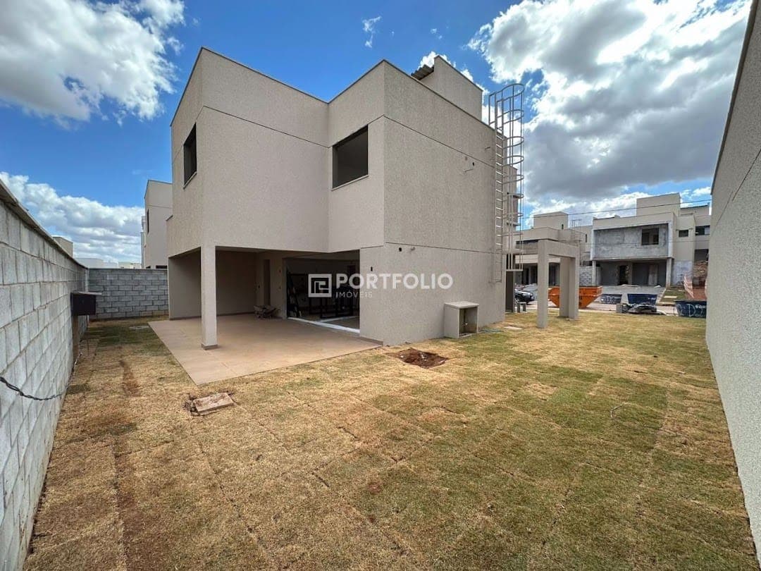 Sobrado Residencial à venda, Conjunto Residencial Storil, Aparecida de Goiânia - SO0490.