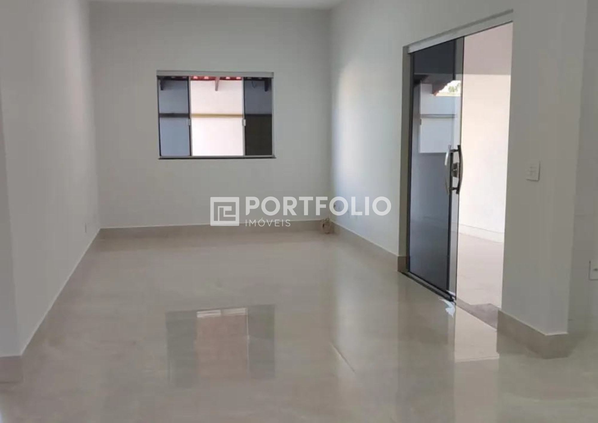 Casa à venda com 3 quartos/ 1 suíte no Setor Orlando de Morais, Goiânia, GO