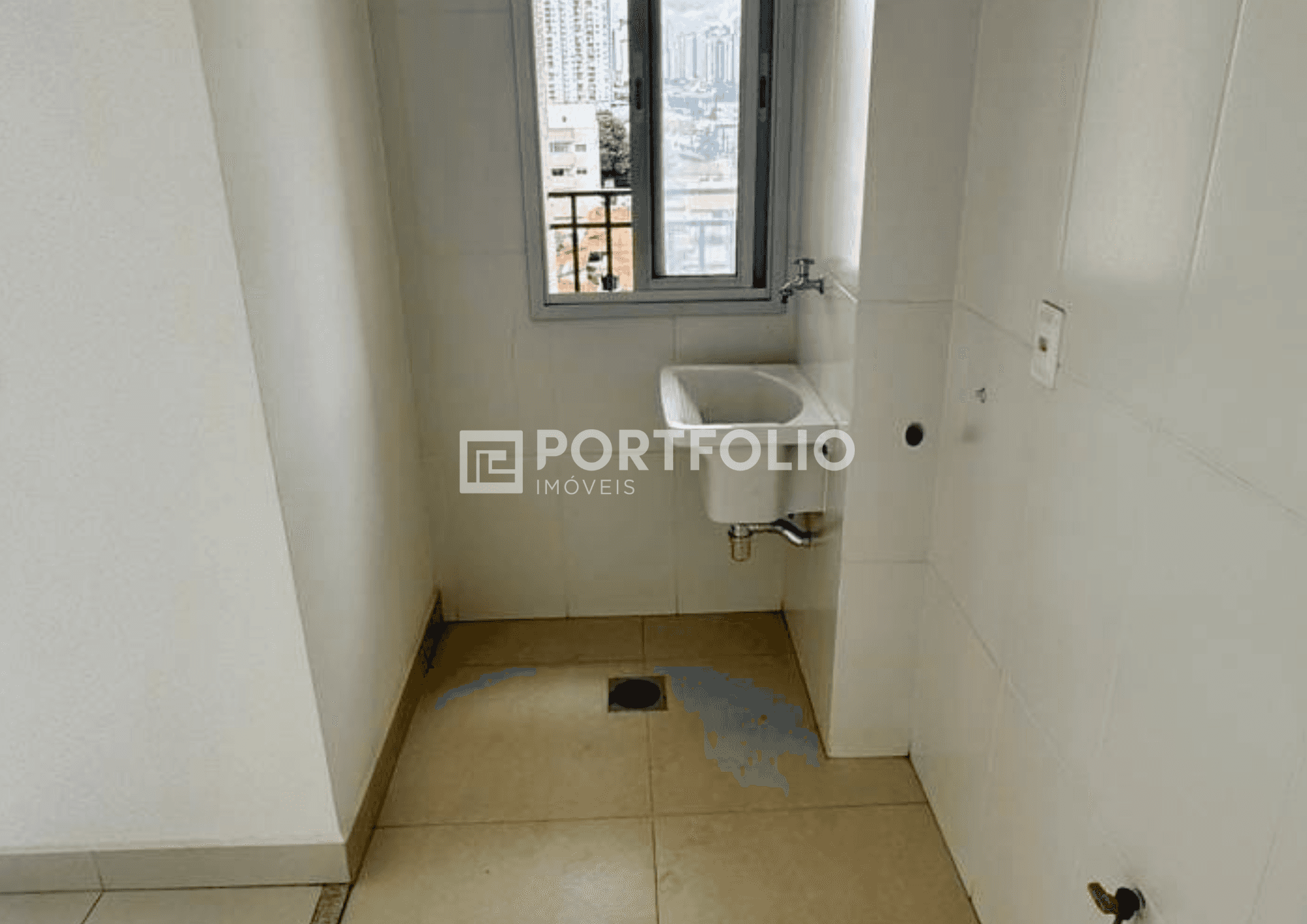 Apartamento à venda no Setor Coimbra, Andar Alto, 3 suítes plenas, 96,66m², Goiânia