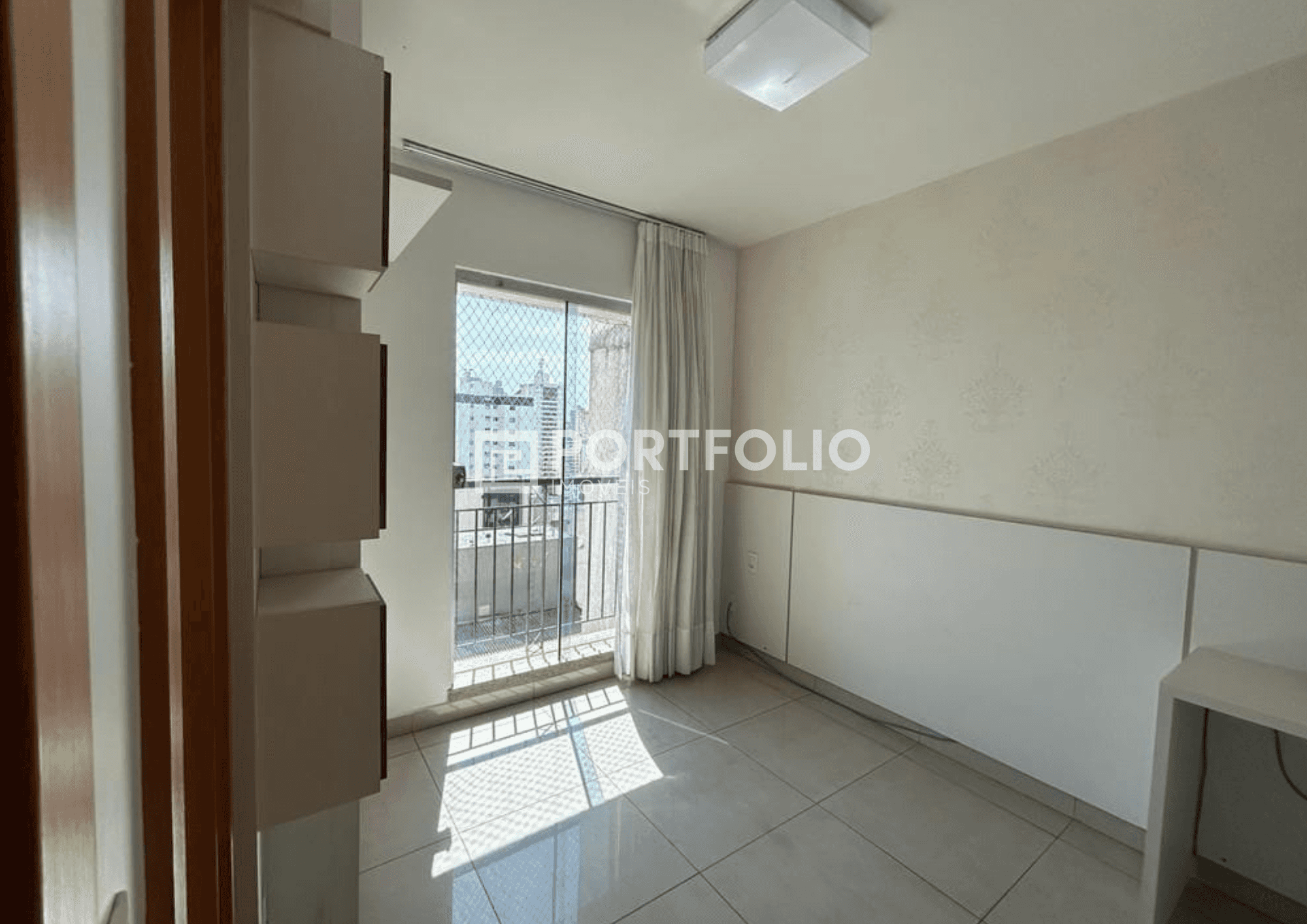 Apartamento com 3 dormitórios à venda, 110 m² por R$ 750.000,00 - Setor Bueno - Goiânia/GO