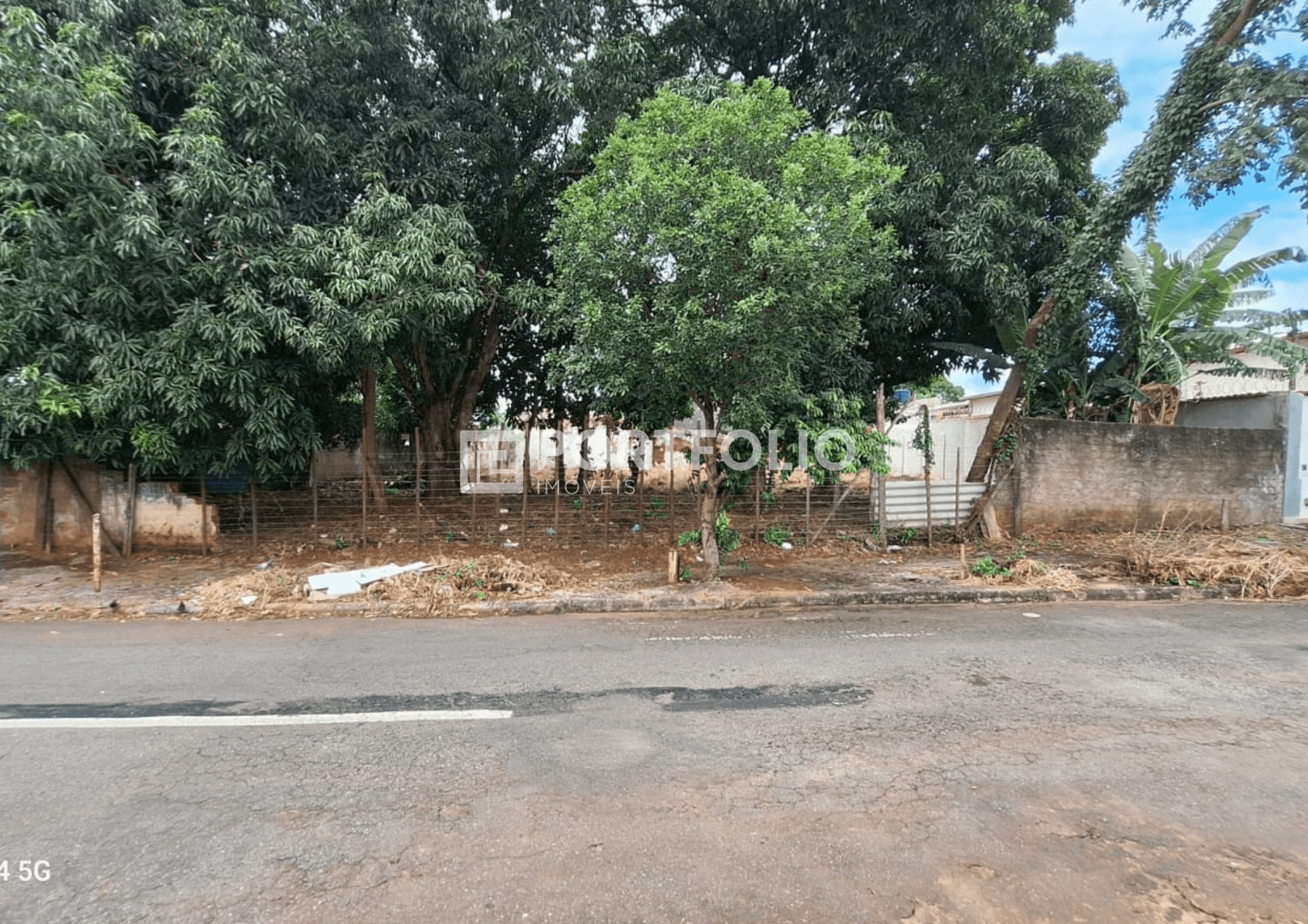 Lote à venda com 779 m² no Setor Leste Universitário, Goiânia, GO
