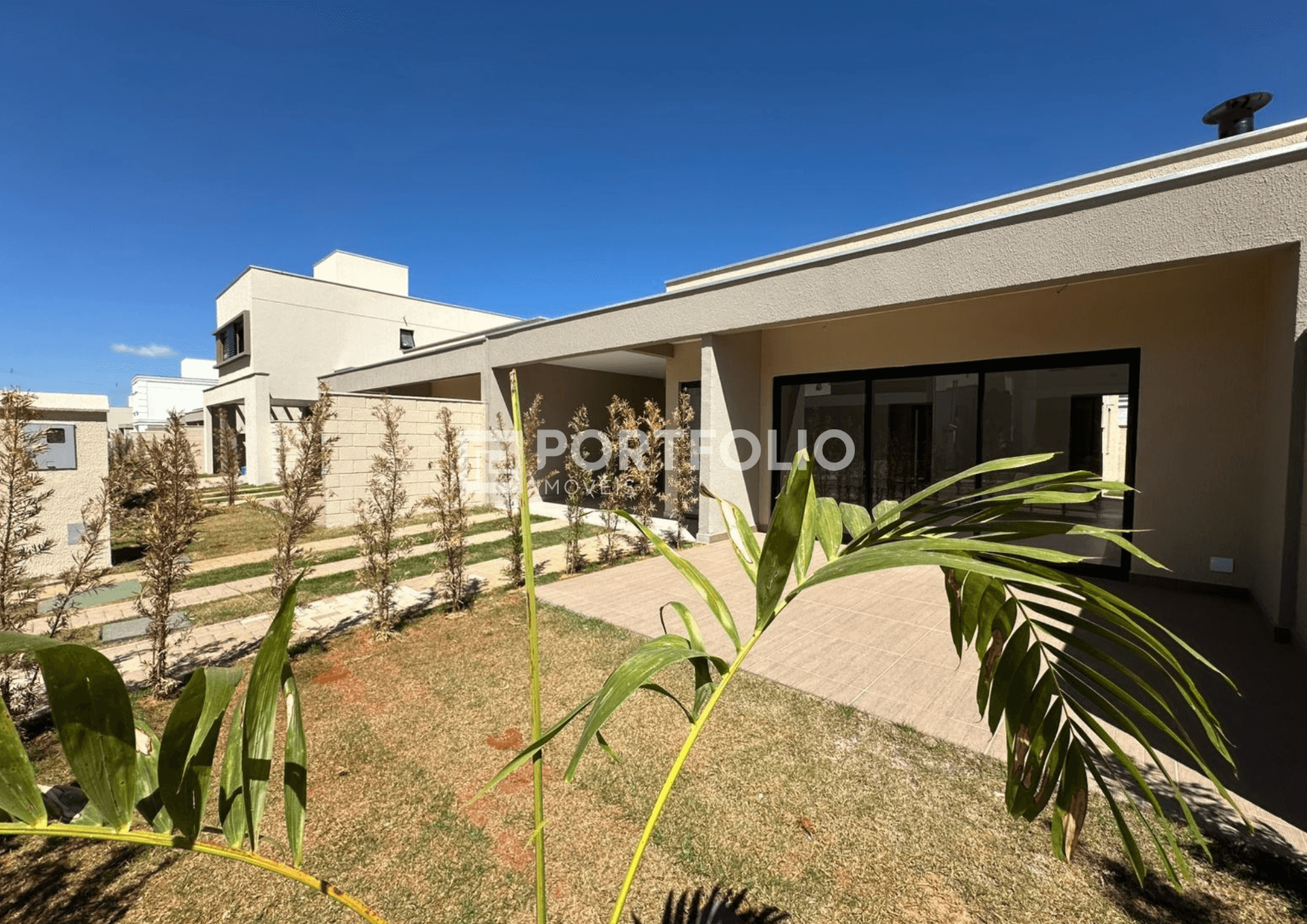 Casa a venda 3 quartos/3 suítes no Jardins Lyon, Aparecida de Goiânia