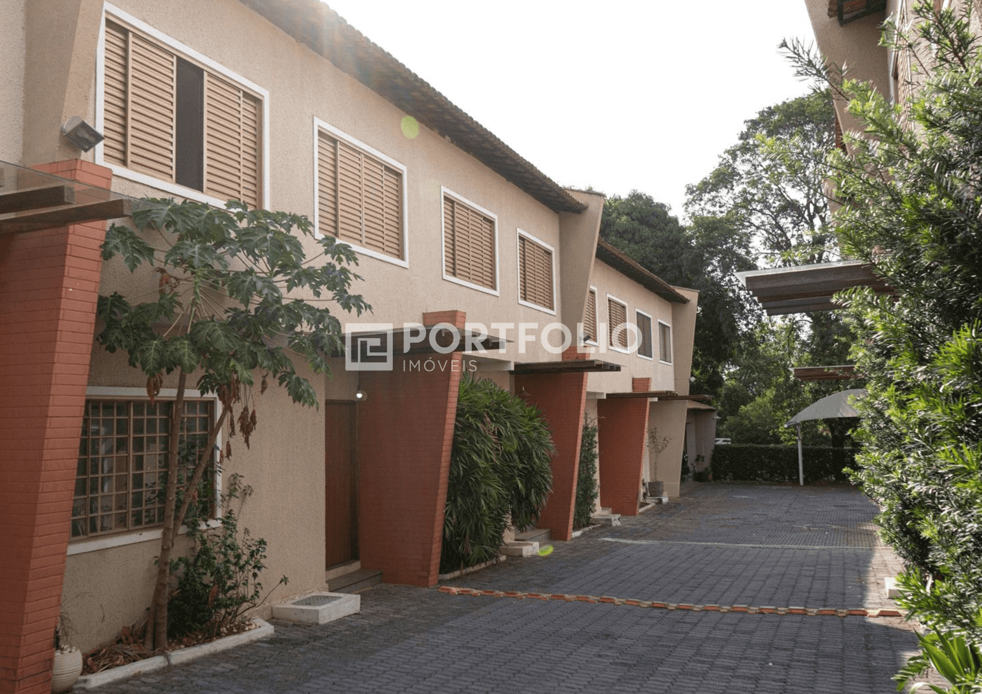 Sobrado a venda possui 114 m² com 3 quartos em Parque Amazônia - Goiânia - GO5