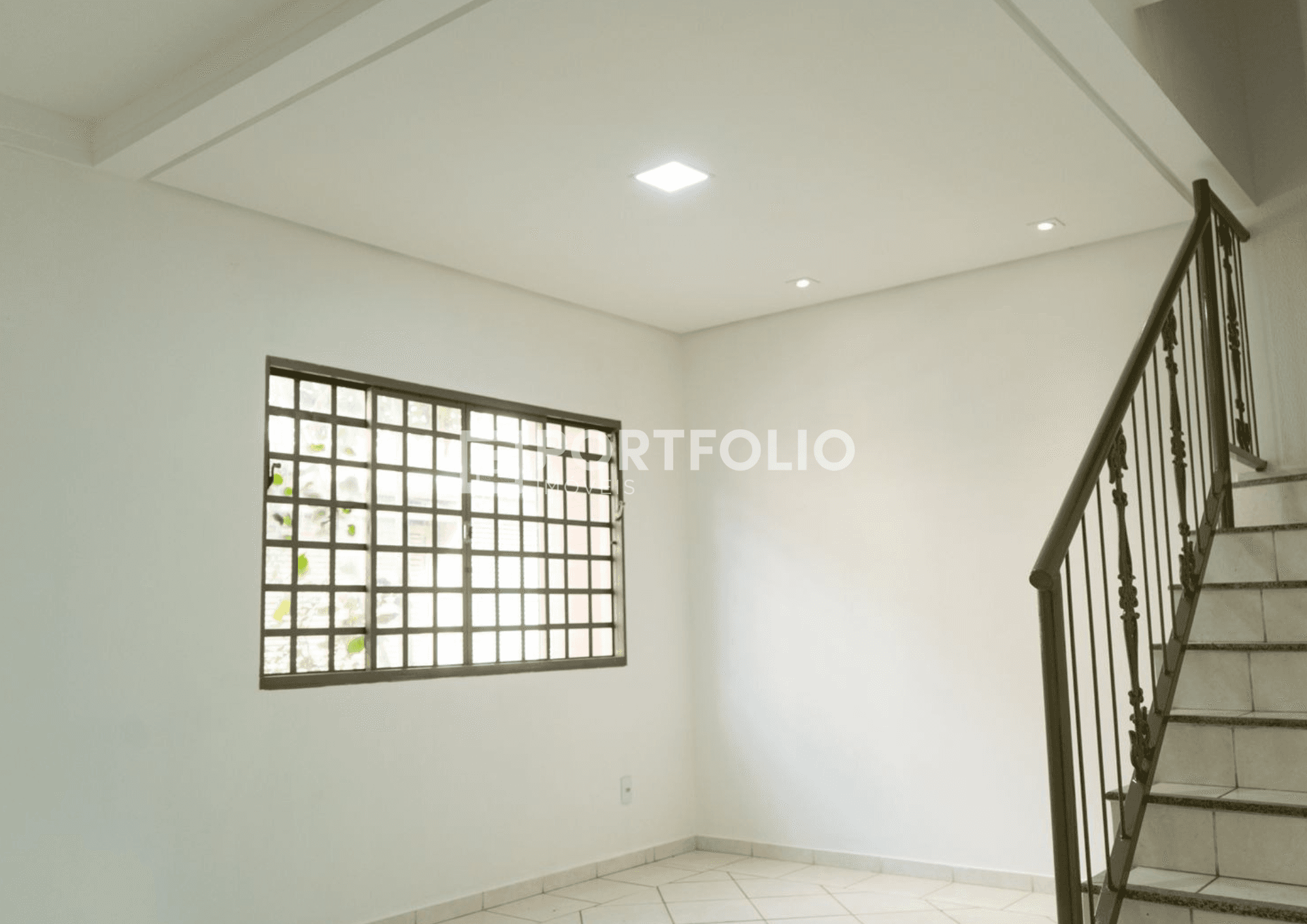 Sobrado a venda possui 114 m² com 3 quartos em Parque Amazônia - Goiânia - GO5