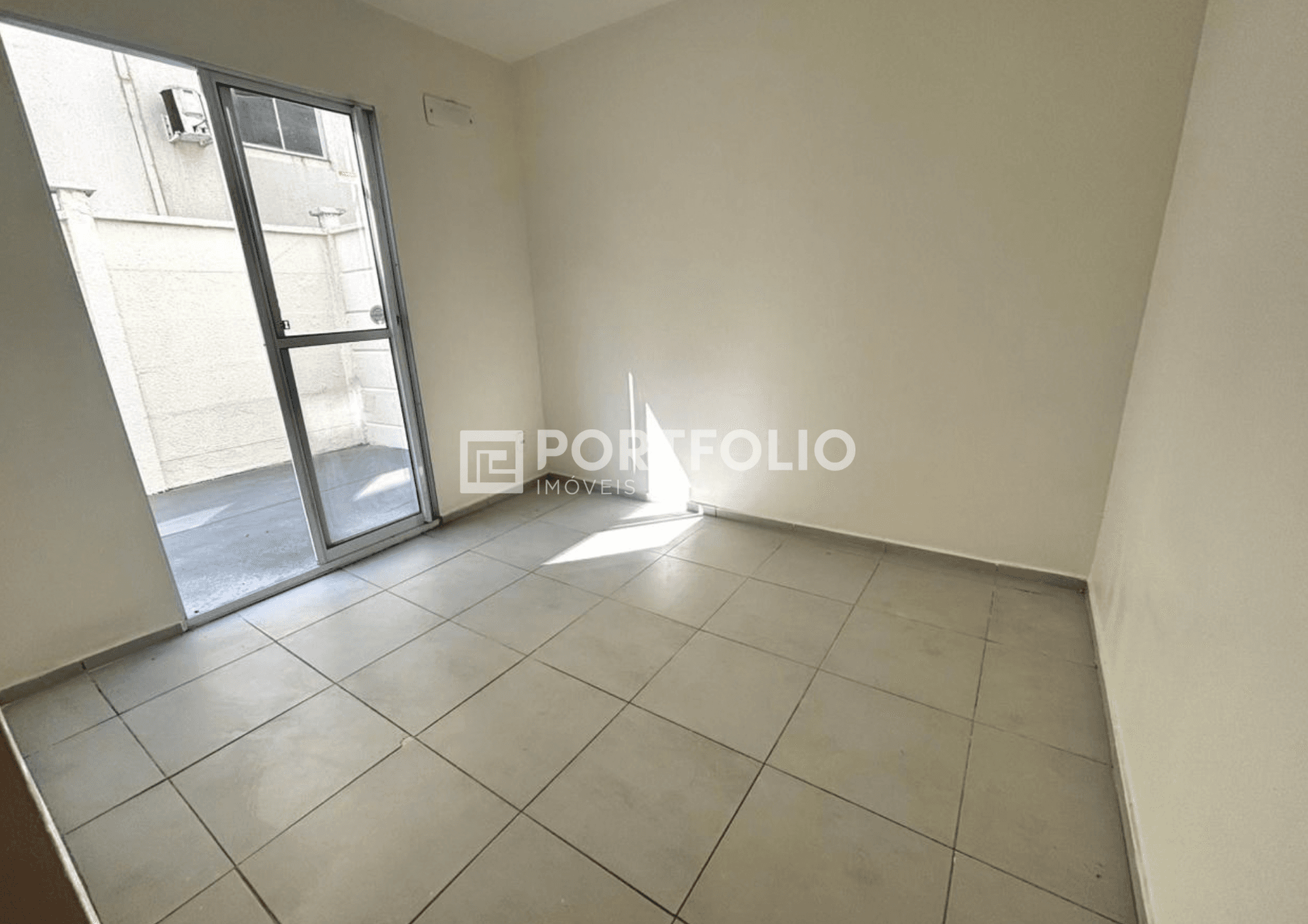 Apartamento à venda com 2 quartos no Setor Lorena Parque, Goiânia, GO