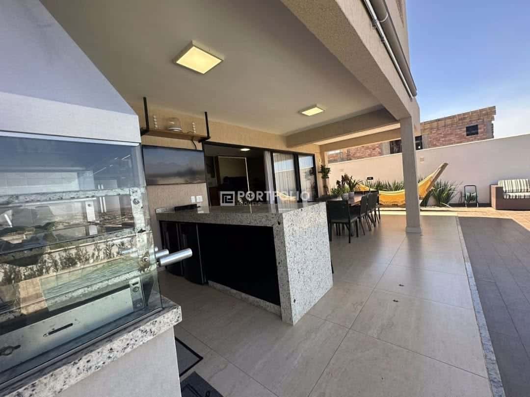 Sobrado Residencial à venda, Jardins Nápoles, Senador Canedo - SO0517.