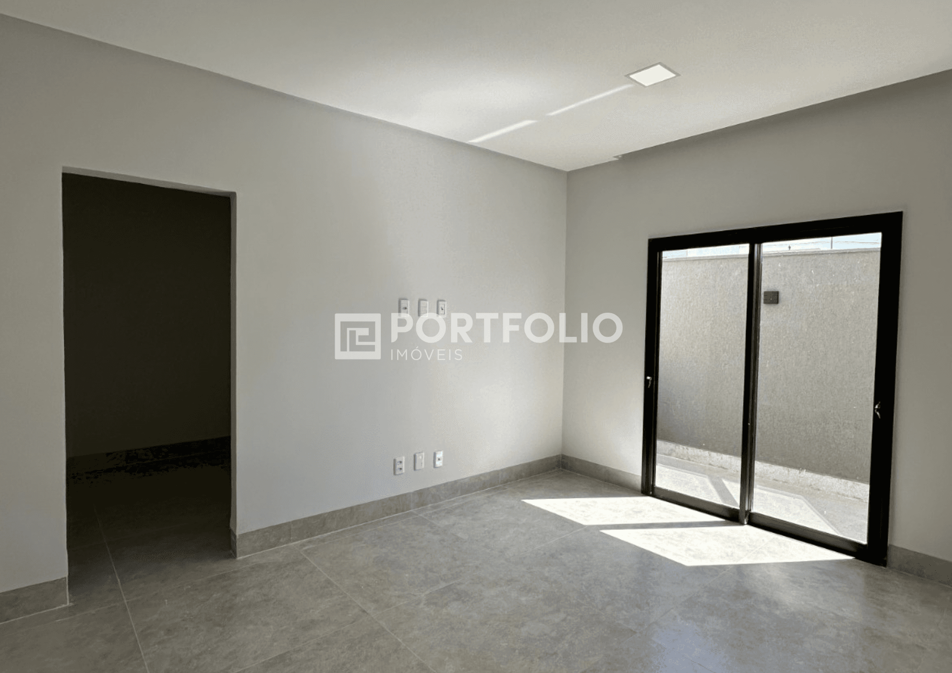 Casa à venda com 3 quartos/ 3 suítes no Jardins Porto, Senador Canedo, GO