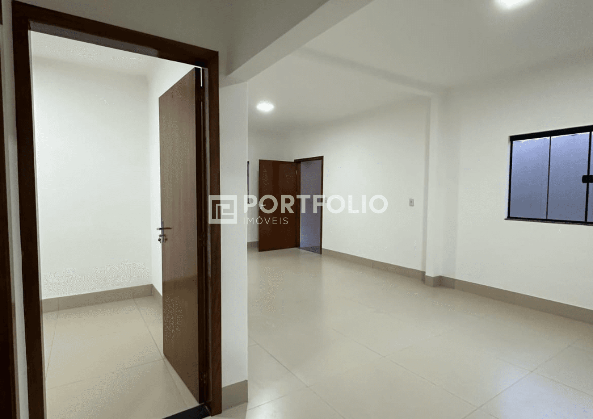 Casa à venda com 3 quartos/ 1 suíte no Jardim Alphaville, Goiânia, GO