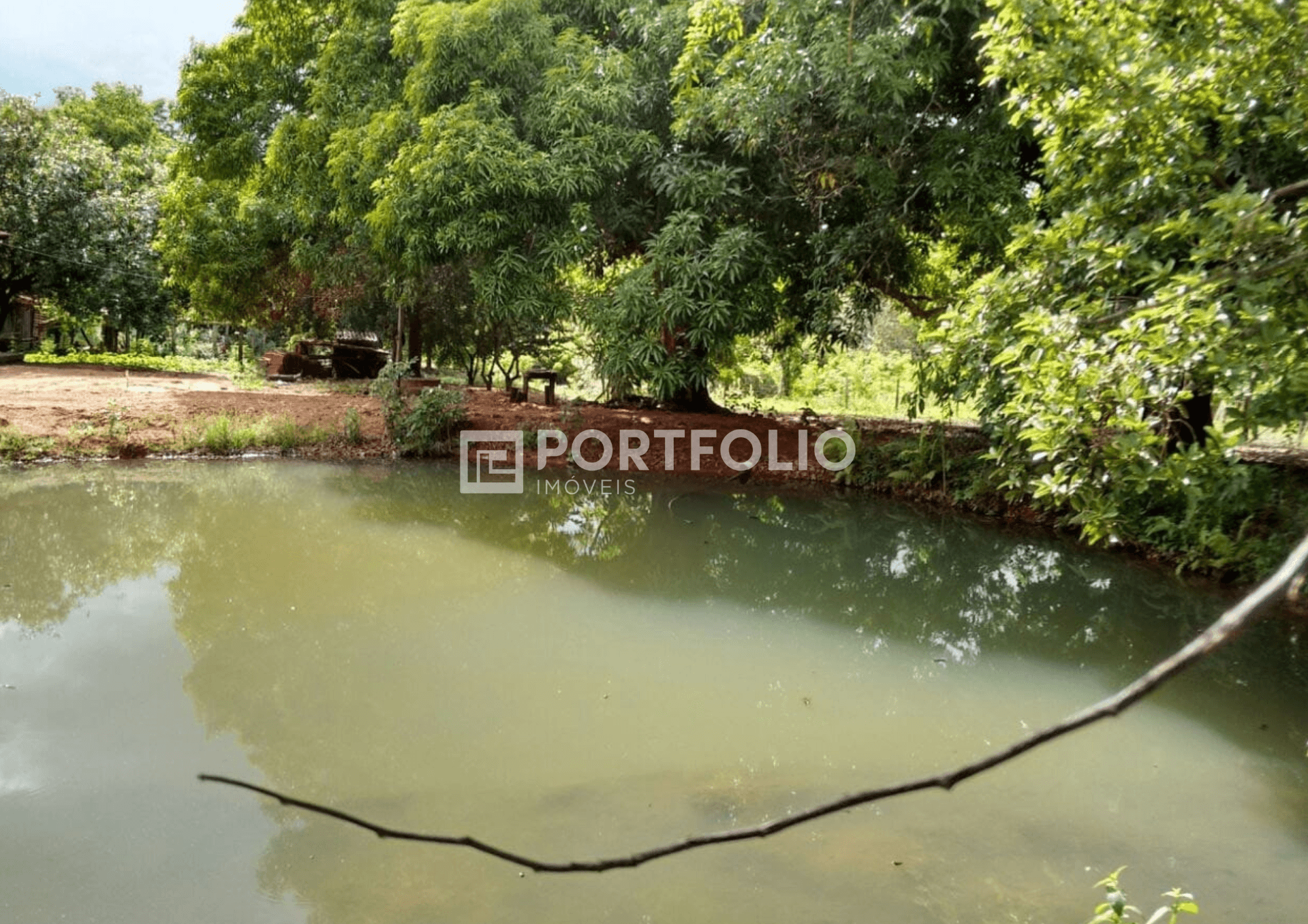 Fazenda à venda com 55 alqueires em Trombas, Goiás, GO