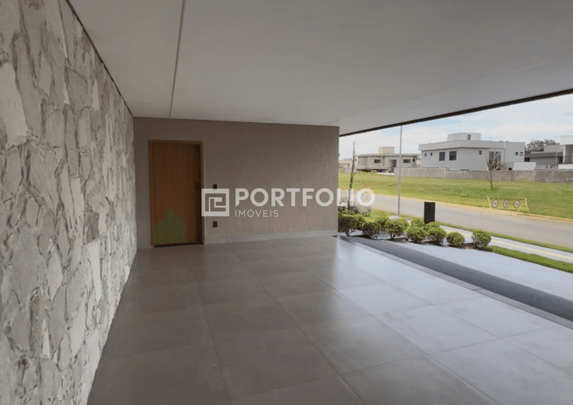 Sobrado alto padrão à venda com 4 quartos/ 3 suítes no Jardins França, Goiânia, GO