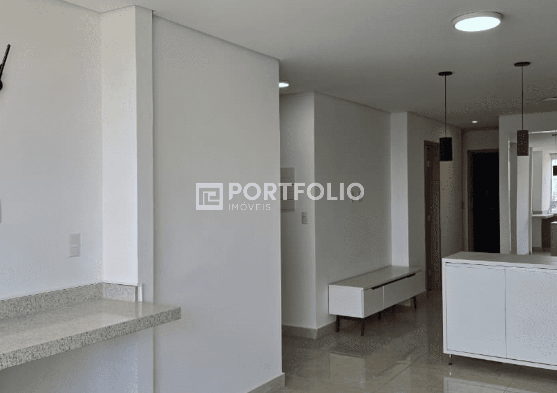Apartamento à venda com 3 quartos/ 2 suítes no Setor Coimbra, Goiânia, GO