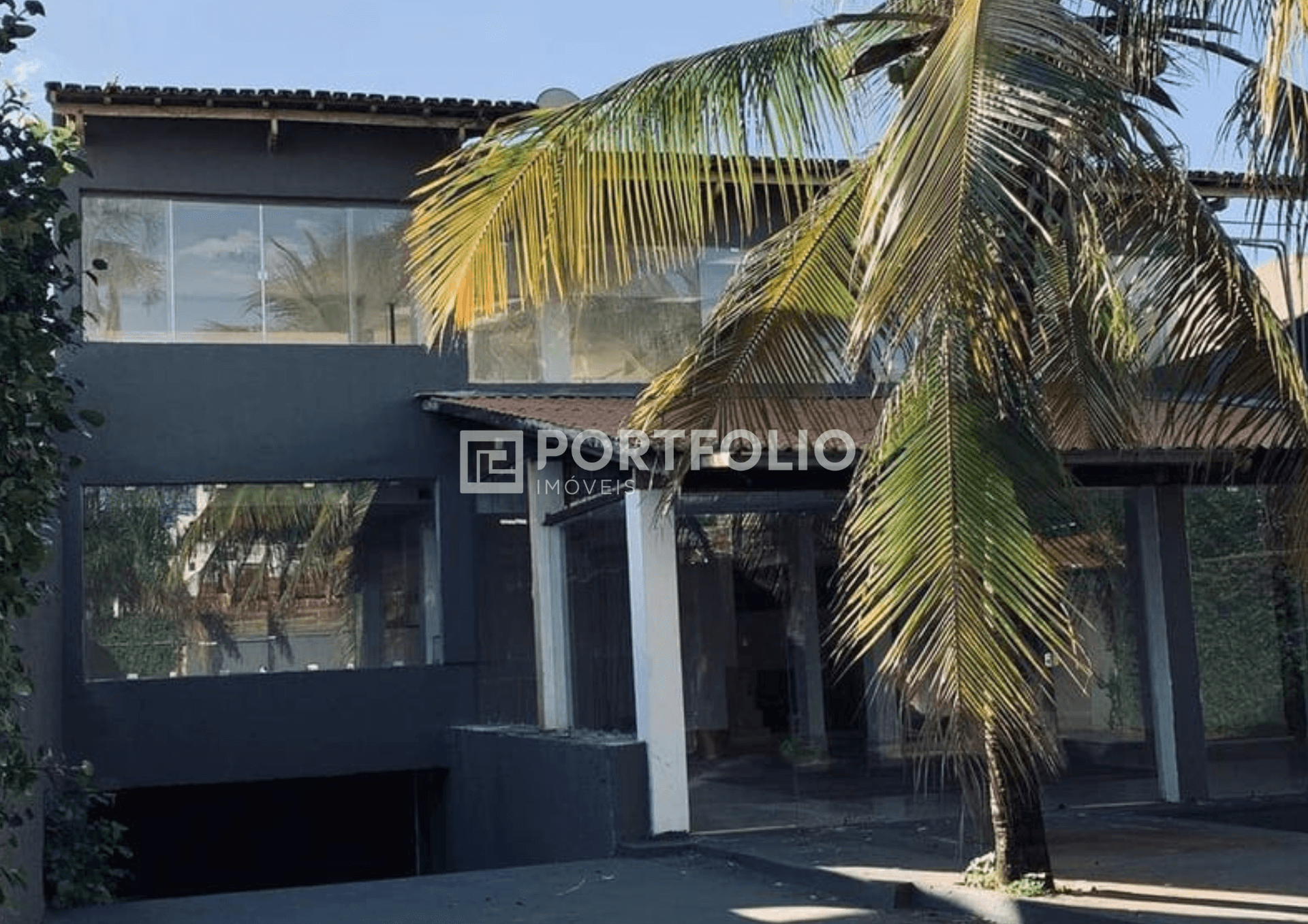 Sobrado à venda com 4 quartos no Jardim América, Goiânia