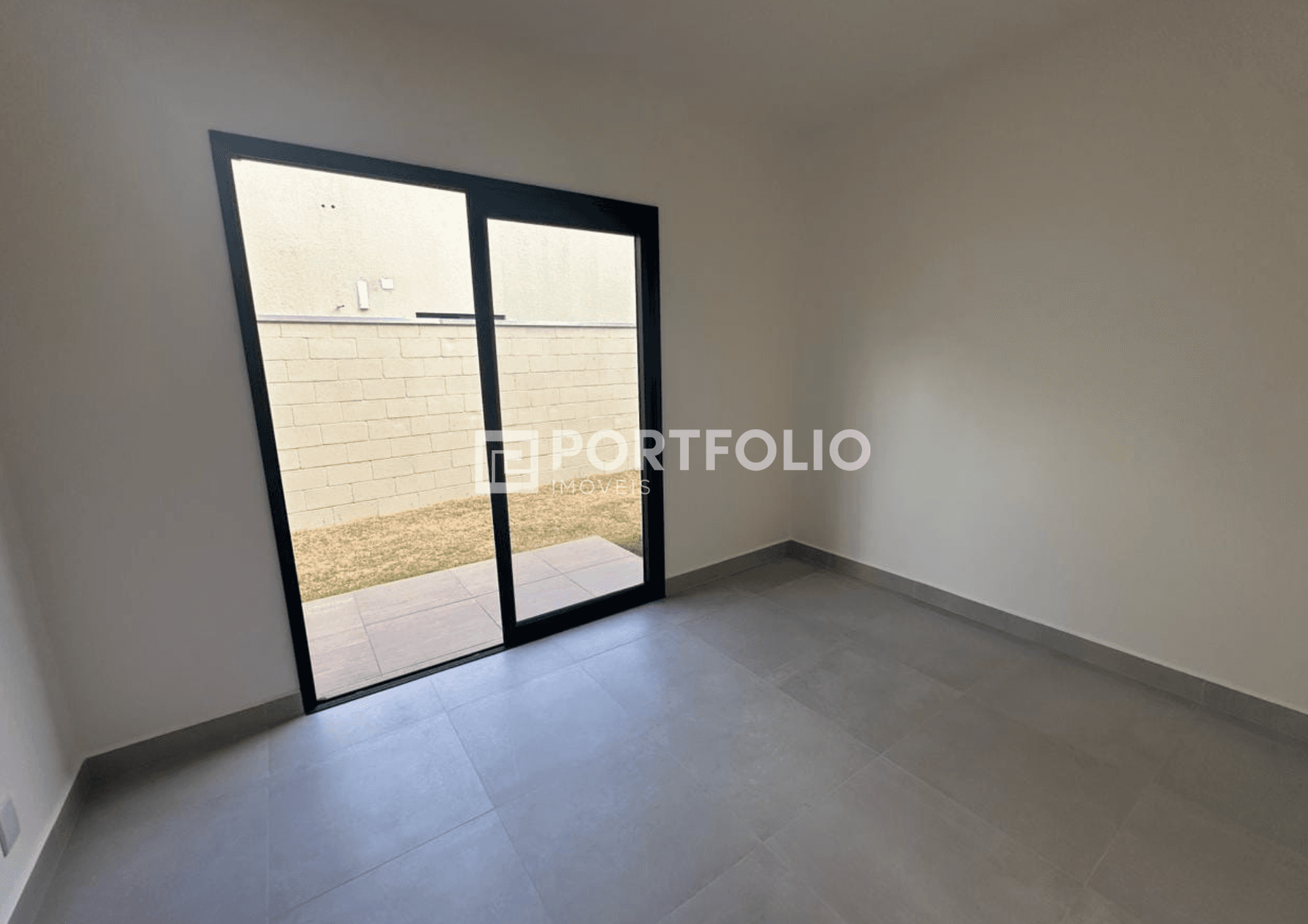 Casa à venda 3 quartos/suítes Residencial Jardins Lyon, Aparecida de Goiânia