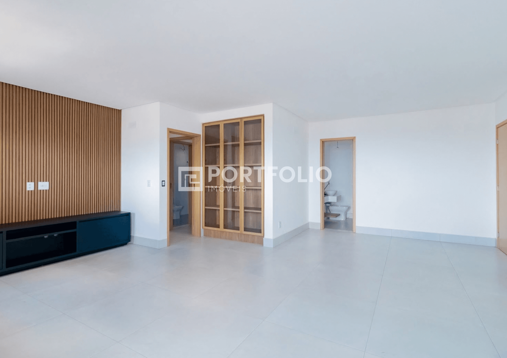 Apartamento à venda com 3 suítes completo em armários no Setor Oeste, Goiânia, GO