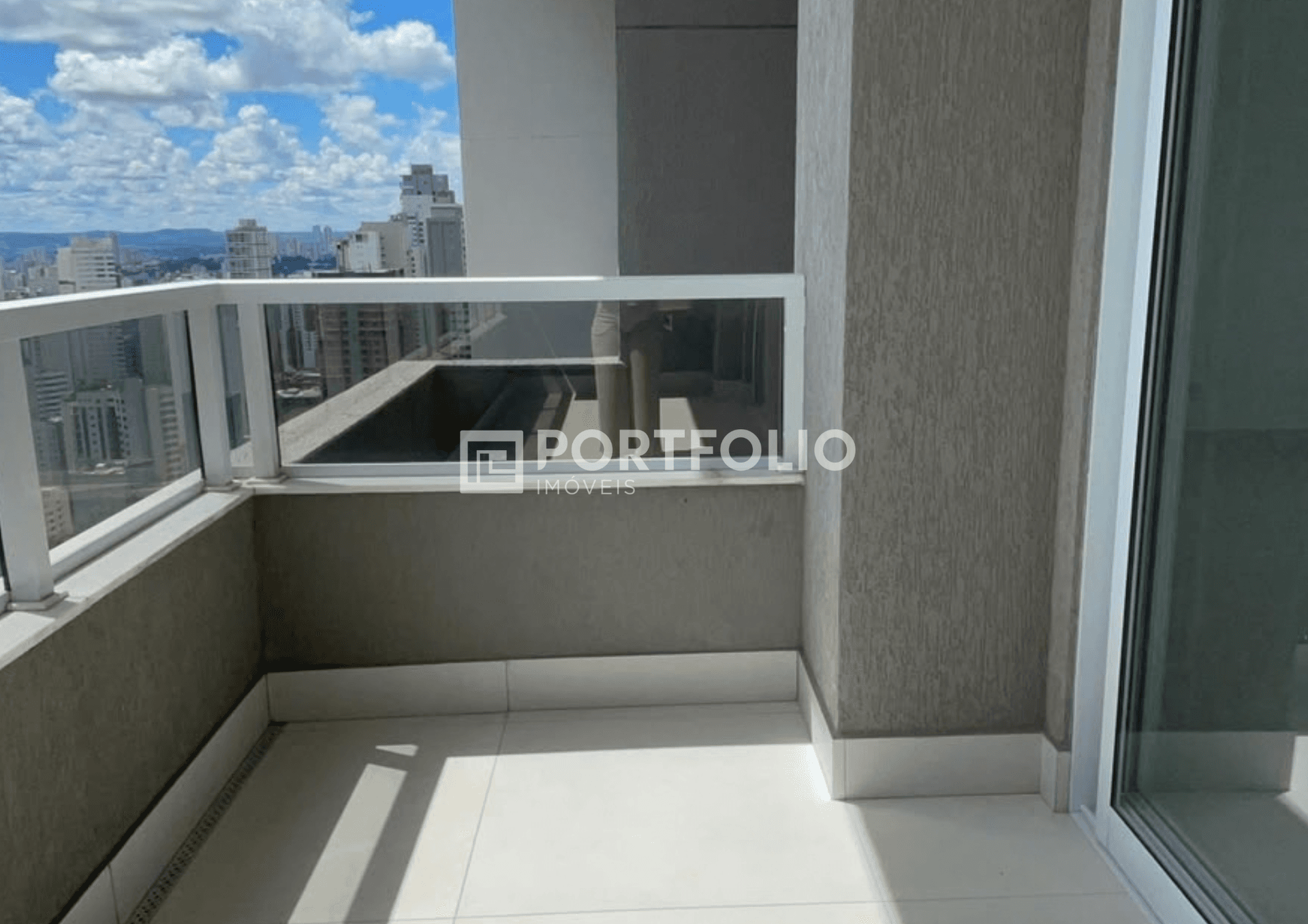 Apartamento à venda com 3 suítes no Setor Oeste, Goiânia, GO