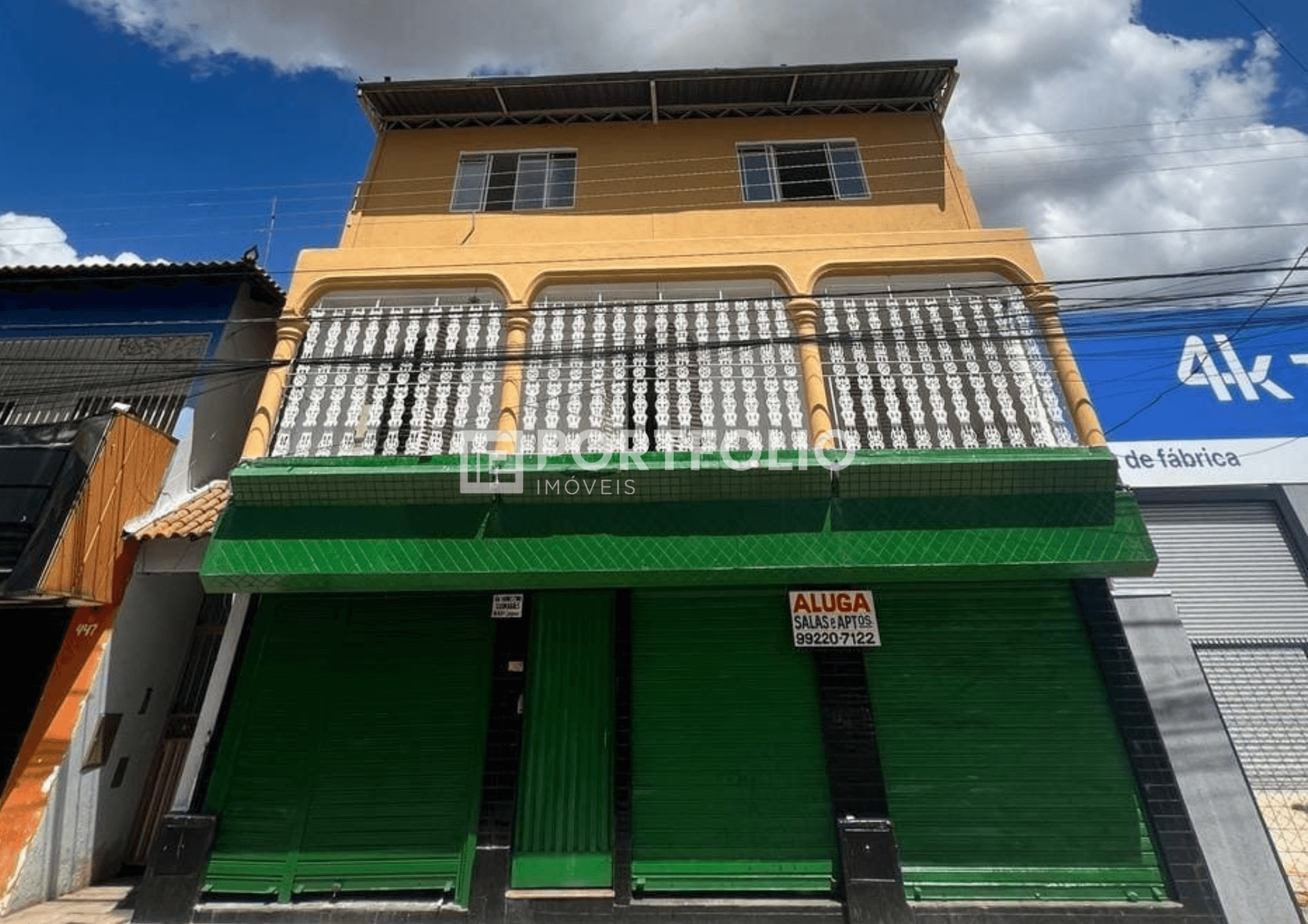 Sobrado à venda com salas comerciais no Setor Campinas, Goiânia