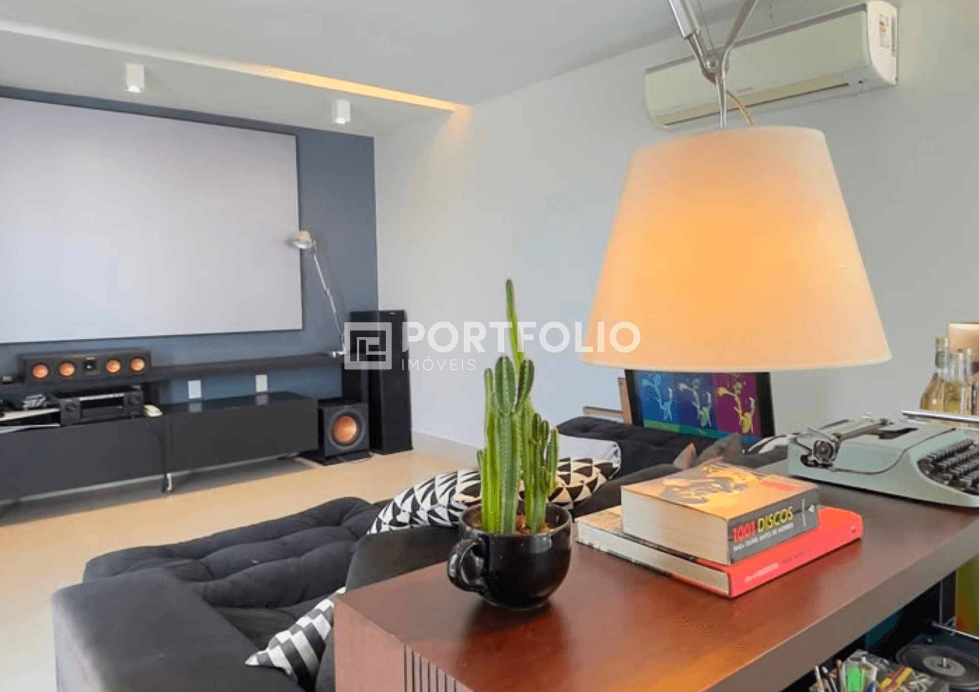 Apartamento Duplex à venda com 2 quartos/ 1 suíte no Setor Oeste, Goiânia, GO