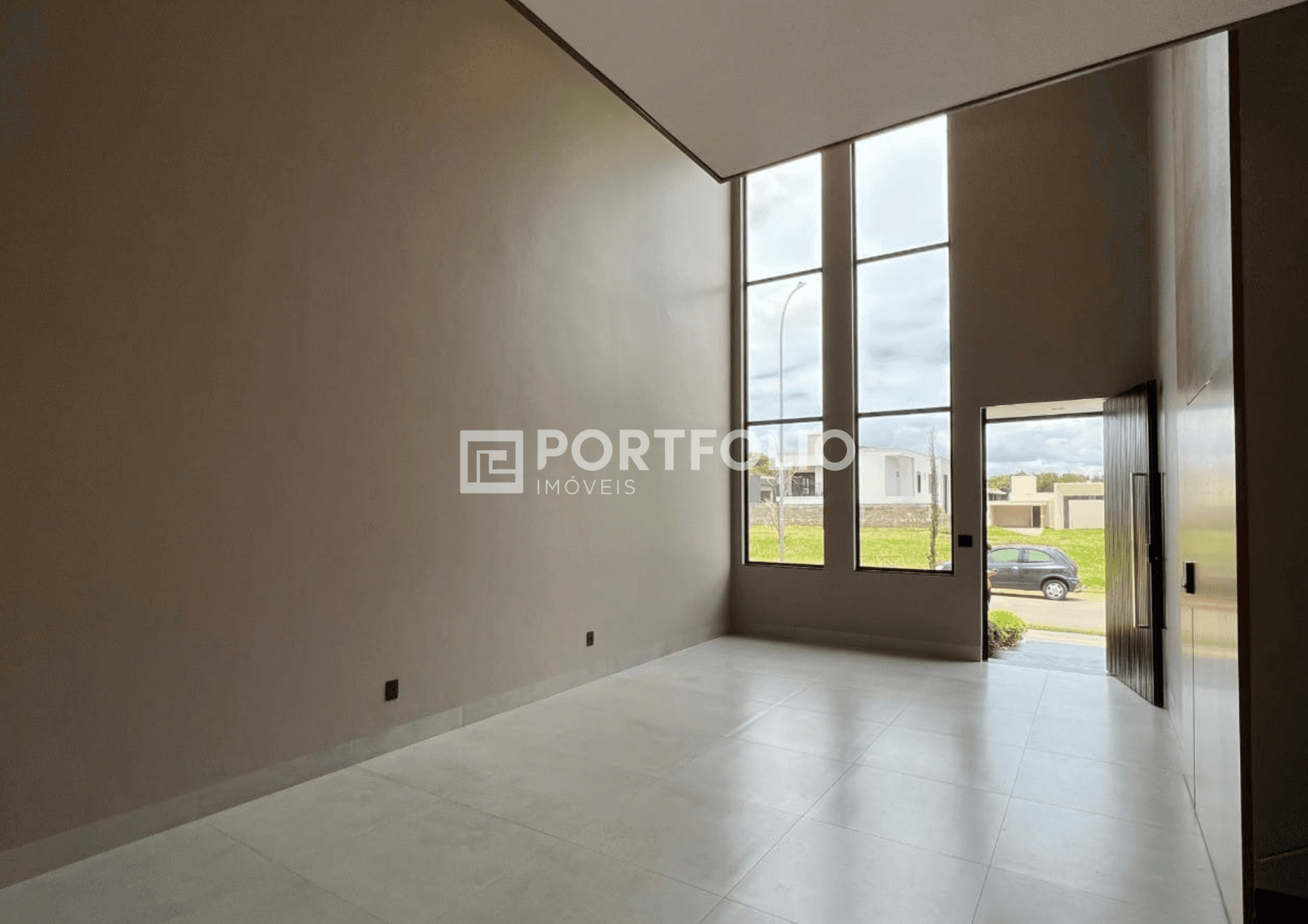 Sobrado alto padrão à venda com 4 quartos/ 3 suítes no Jardins França, Goiânia, GO