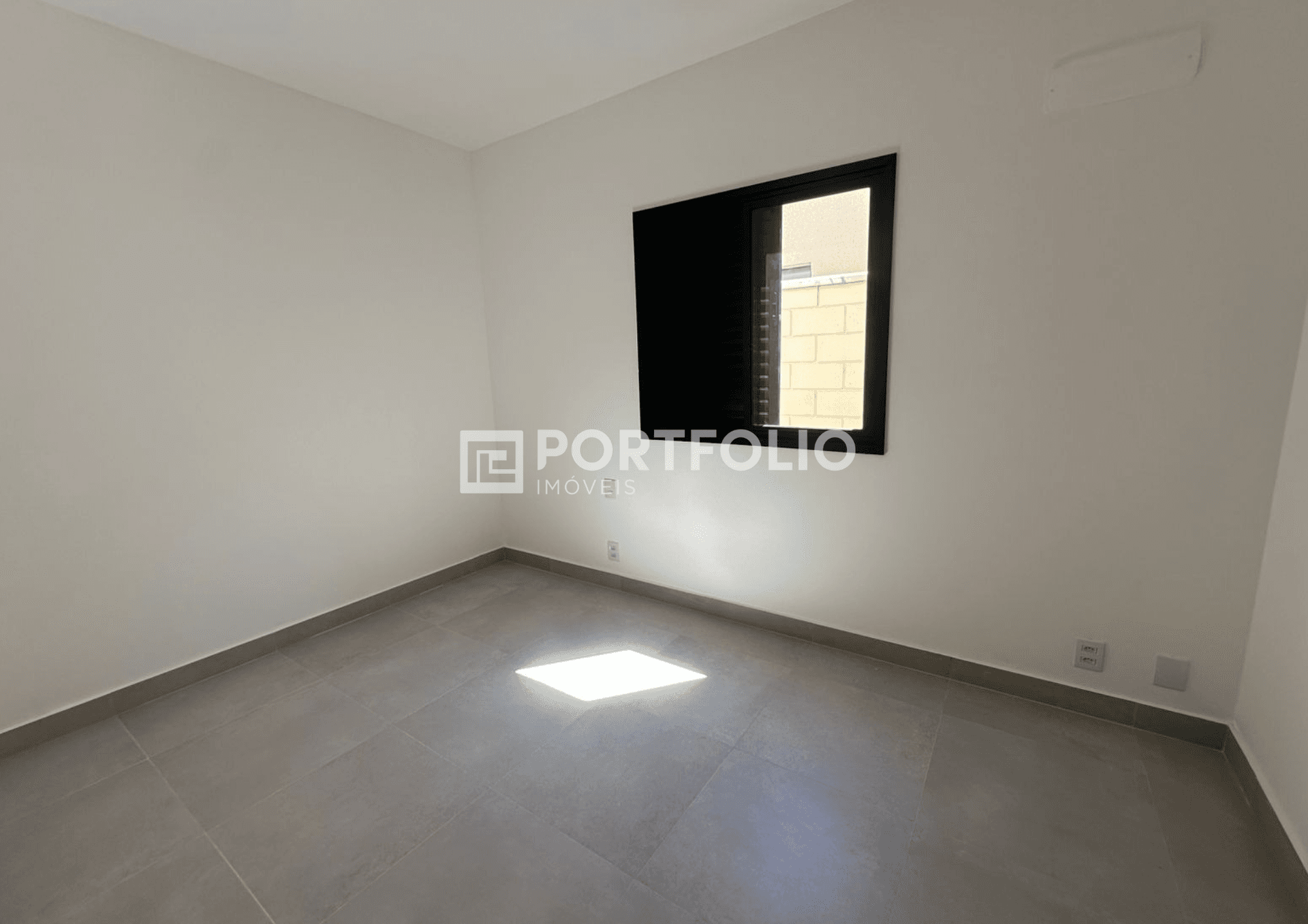 Casa à venda com 3 quartos no Jardins Lyon, Aparecida de Goiânia