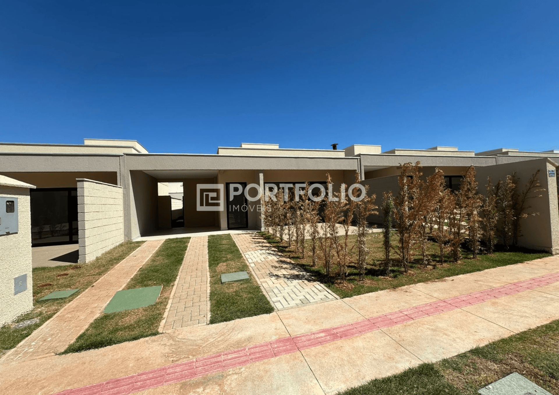 Casa a venda 3 quartos/3 suítes no Jardins Lyon, Aparecida de Goiânia
