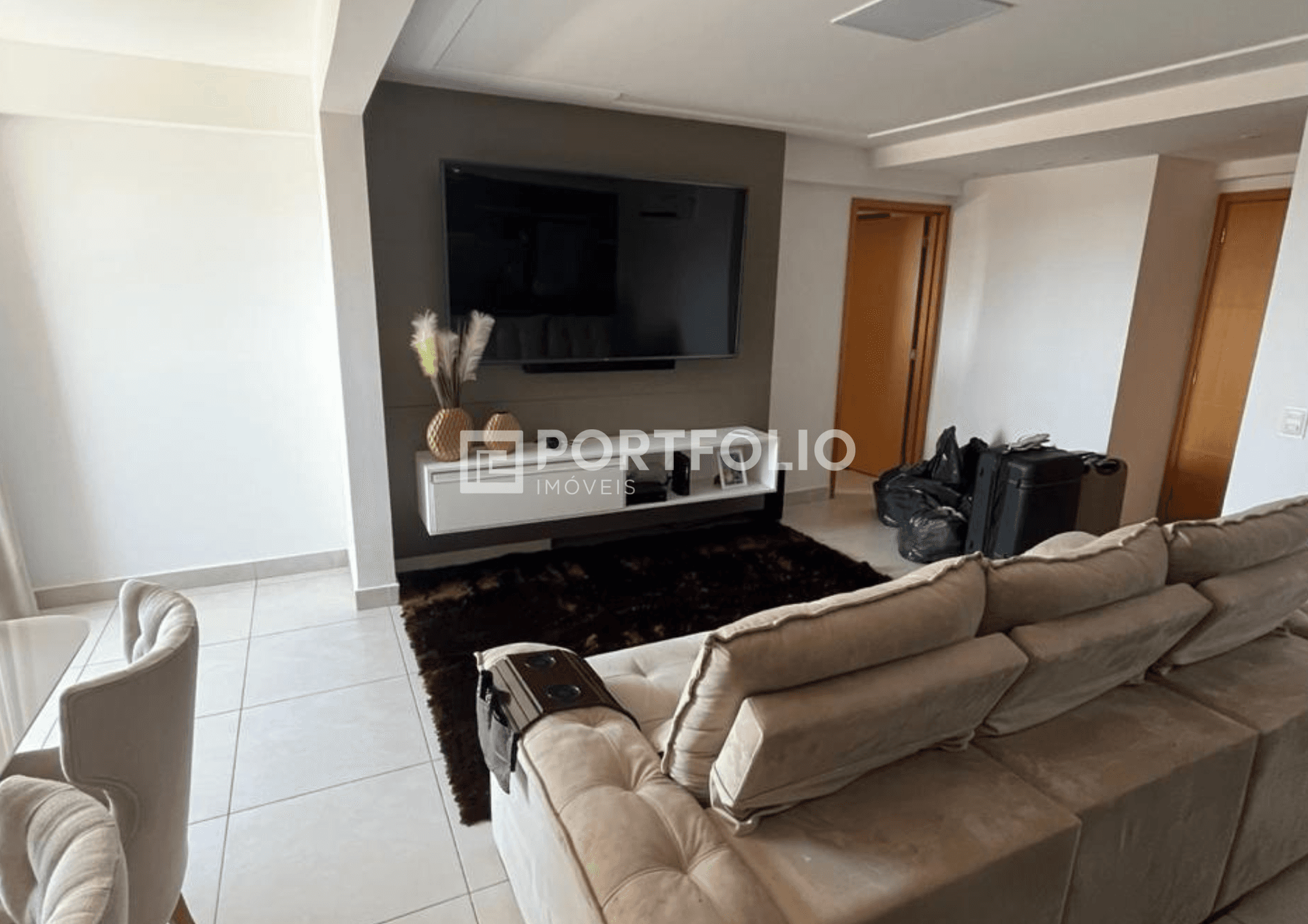 Apartamento à venda com 2 quartos/ 1 suíte no Jardim América, Goiânia, GO