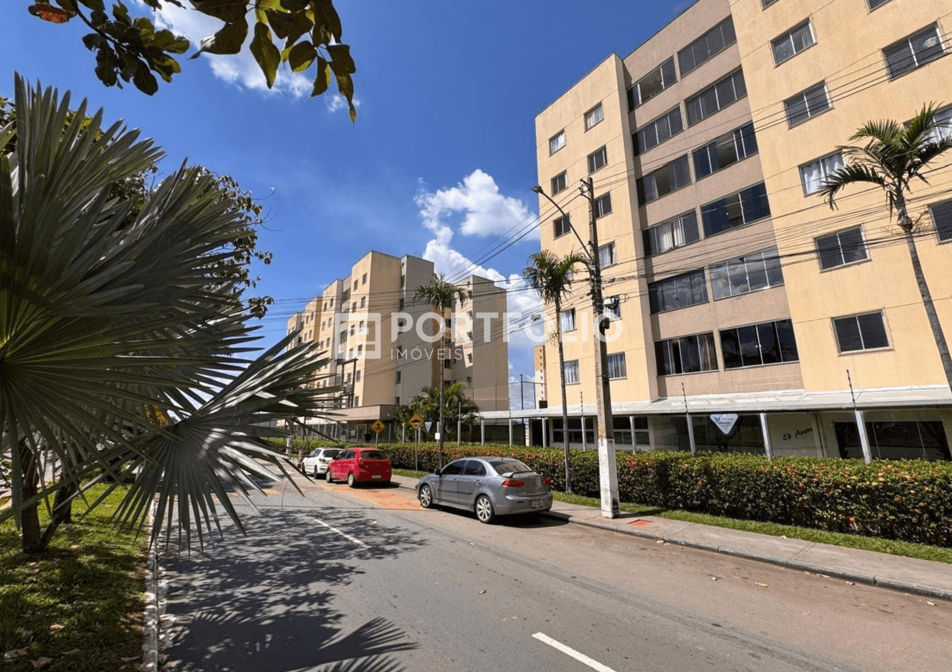 Apartamento a venda tem 74,84 m² com 3 quartos em Jardim Luz - Aparecida de Goiânia - GO