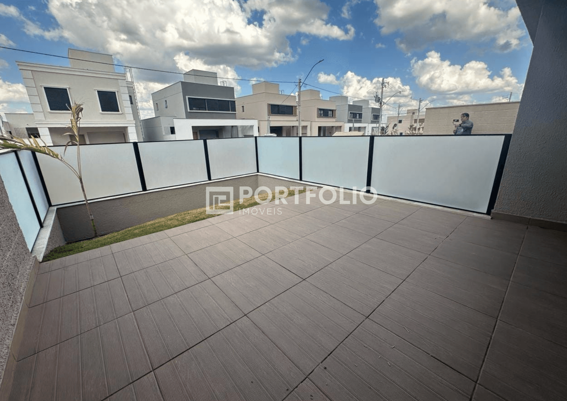 Casa à venda 3 quartos/suítes Residencial Jardins Lyon, Aparecida de Goiânia