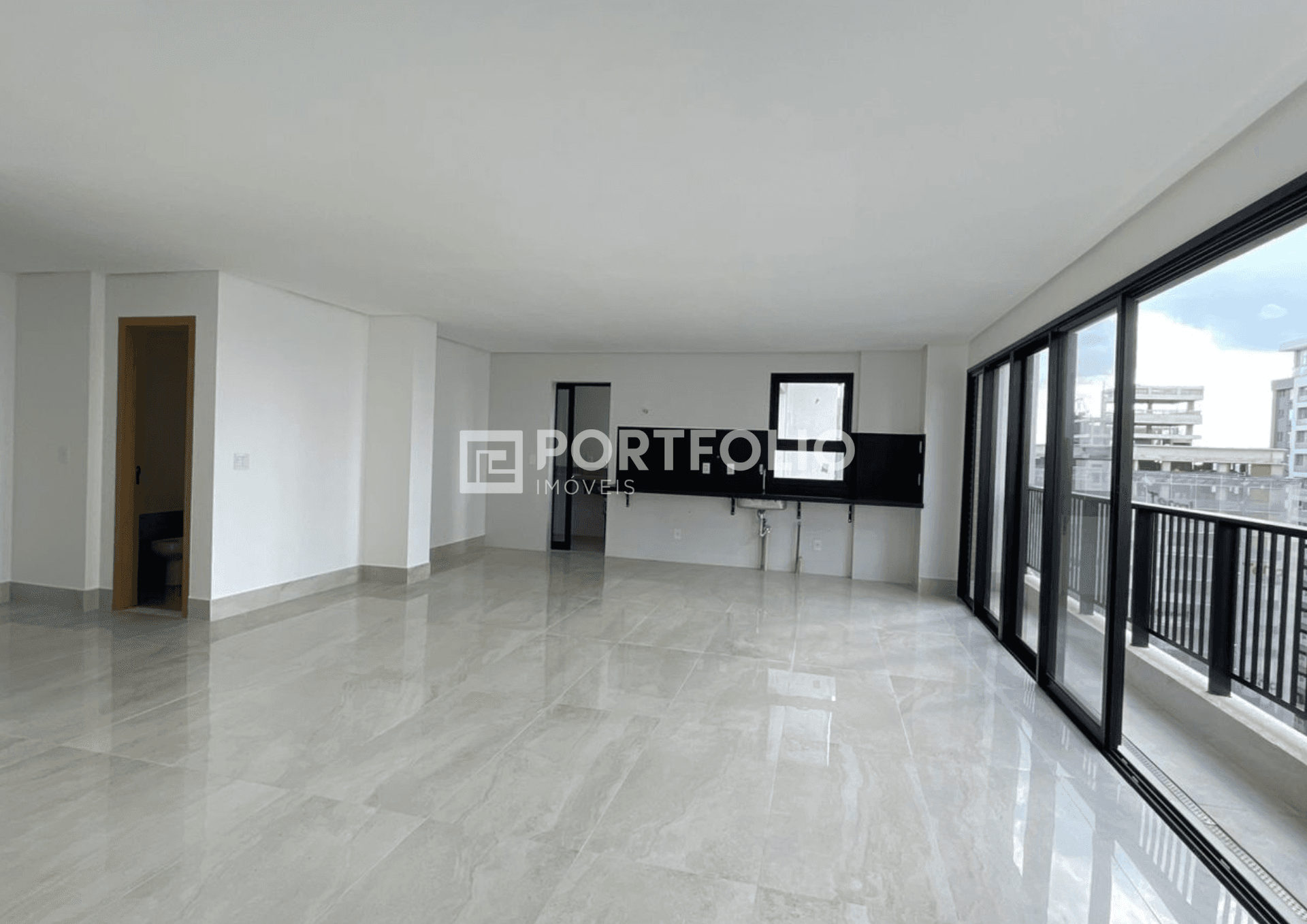 Apartamento a venda possui 135 m² com 3 quartos em Setor Oeste - Goiânia - GO