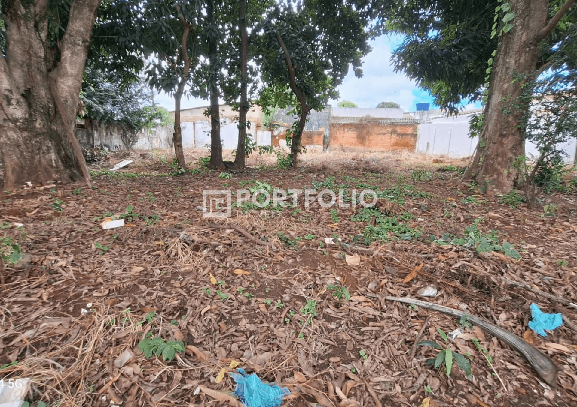 Lote à venda com 779 m² no Setor Leste Universitário, Goiânia, GO