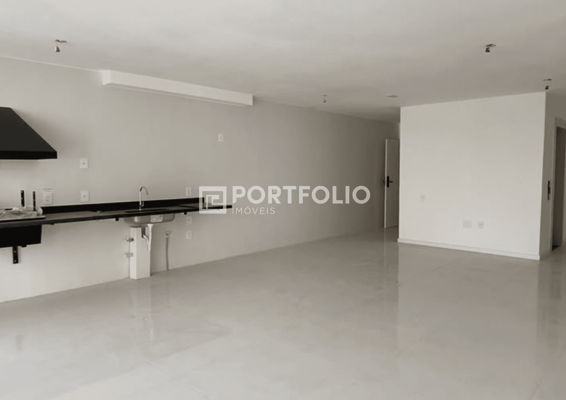 Apartamento à venda com 3 suítes e elevador privativo no Setor Oeste, Goiânia, GO